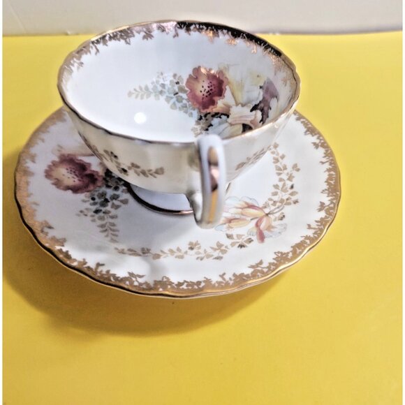 Vintage Aynsley Orchid Teacup and Saucer, Oban Shape with Flowers - Picture 2 of 15